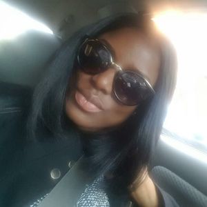 Meet your Posher, Carla